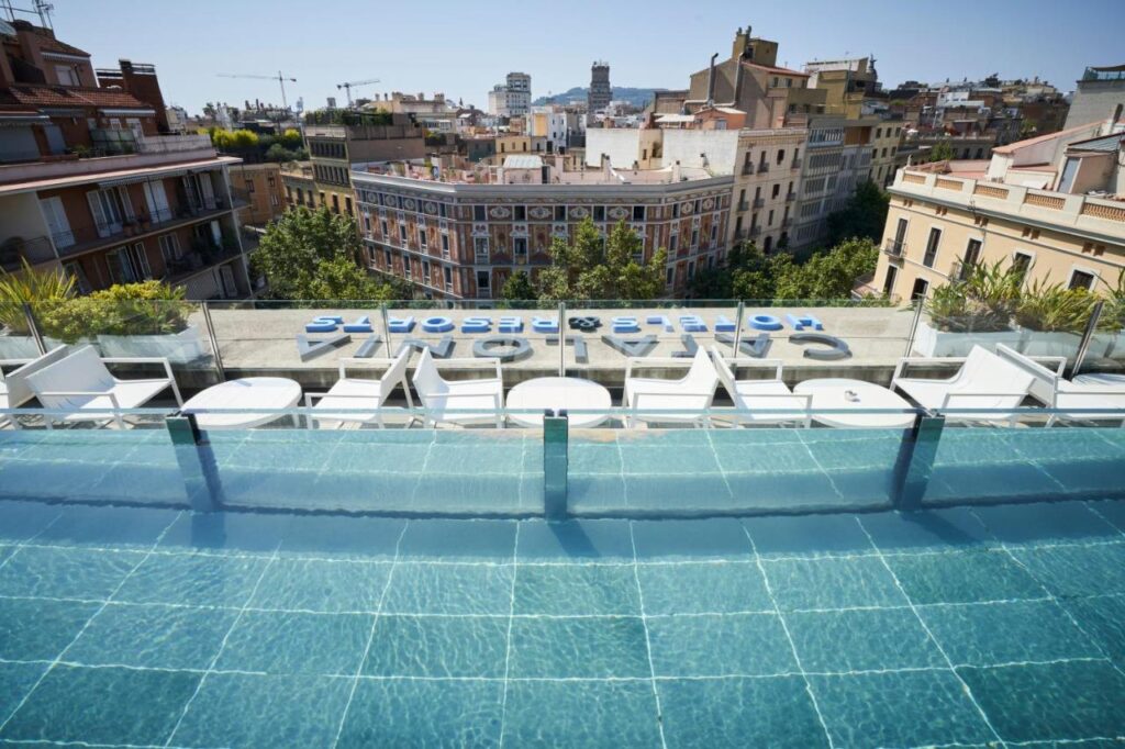 hotels-met zwembad-in-barcelona