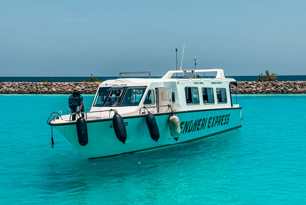 vervoer naar Dhangethi, Malediven